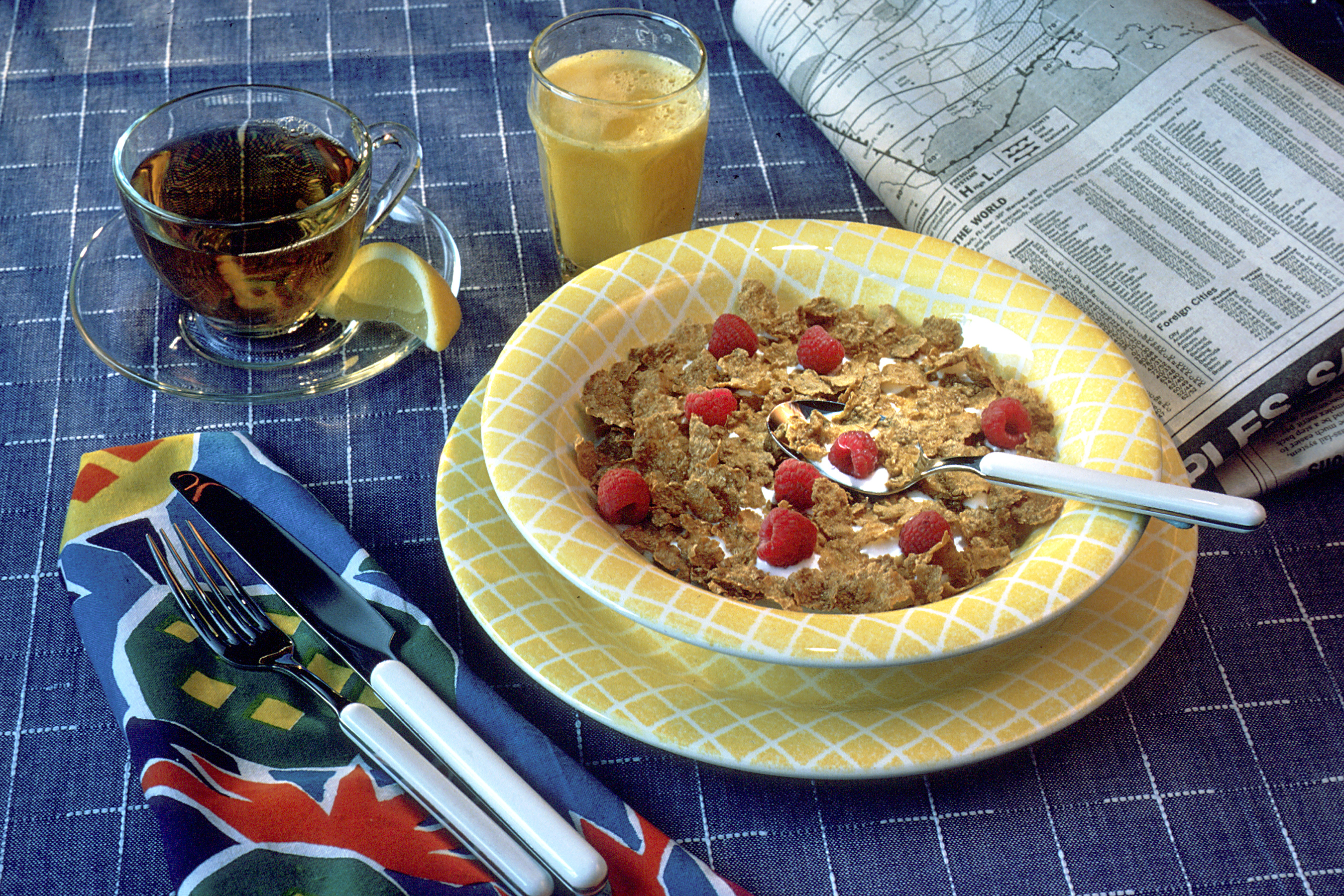 Breakfast cereal bowl